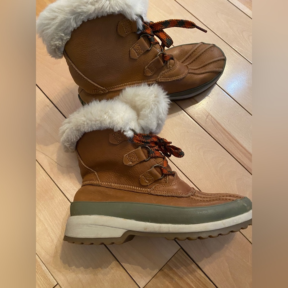 Sperry Maritime women’s boots